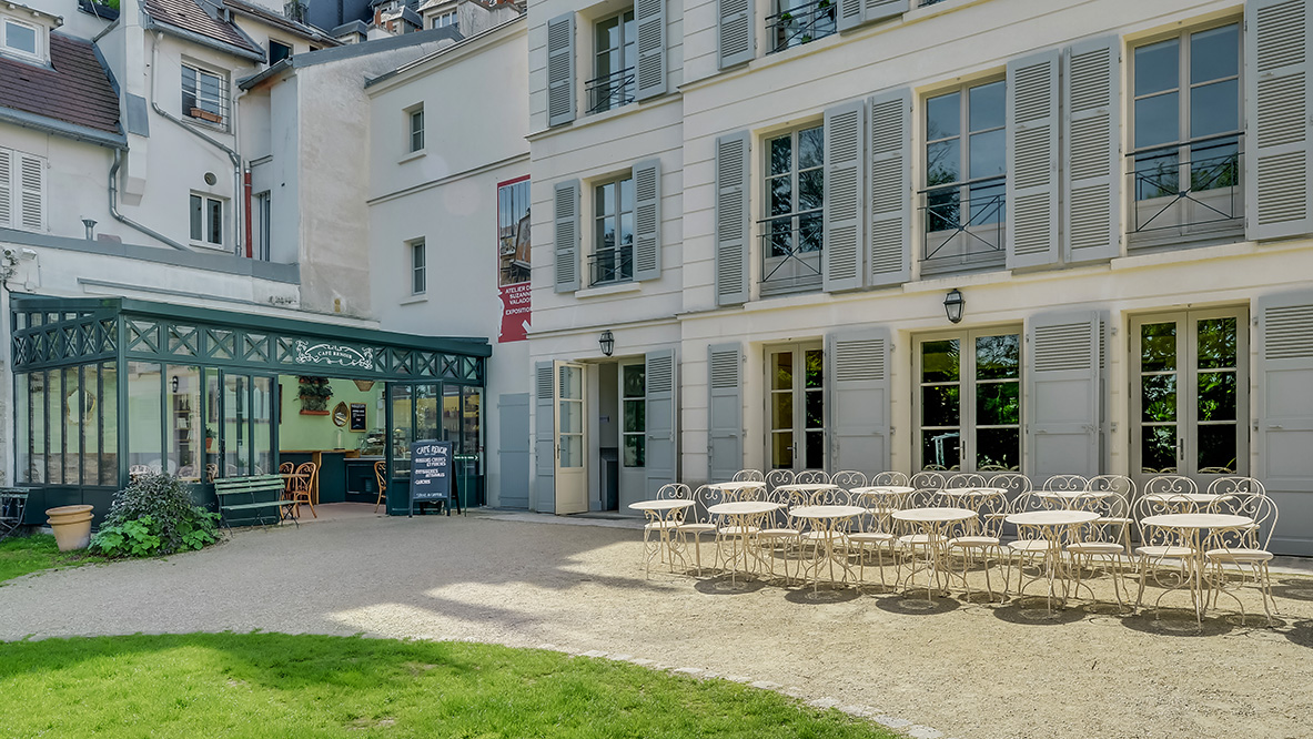 Café Renoir Montmartre